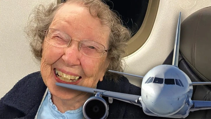 102 Yaşındaki Bir Kadın, Uçuş Sisteminde 2 Yaşında Görünüyor