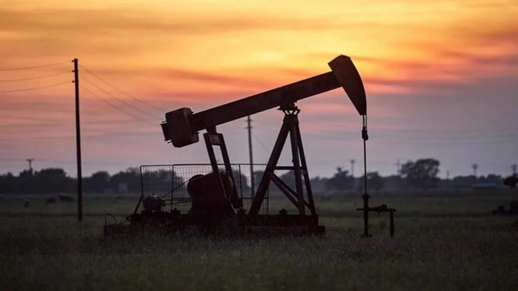 ABD'nin ticari ham petrol stokları yaklaşık 5 milyon 800 bin varil arttı