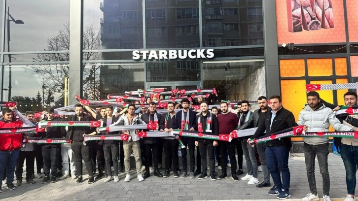 AK Partili gençlerden İsrail destekçisi Starbucks'ta 