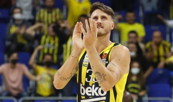 Anadolu Efes, İtalyan basketbolcu Achille Polonara ile 1+1 yıllık sözleşme imzaladı