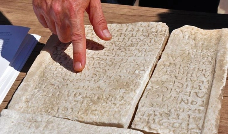 Bin 800 yıllık yazıtın 'sırrı' ortaya çıktı