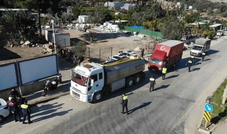 Bodrum'da hafriyat kamyonu denetimi; 1 milyon lira ceza kesildi