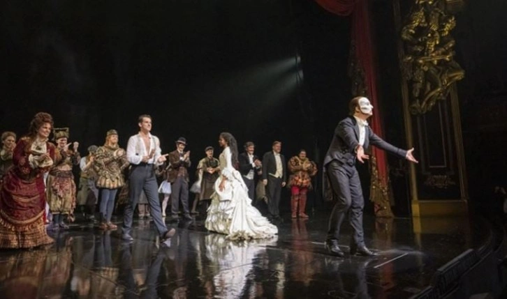 Broadway'in Operadaki Hayalet müzikali 35 yıl sonra perde kapattı