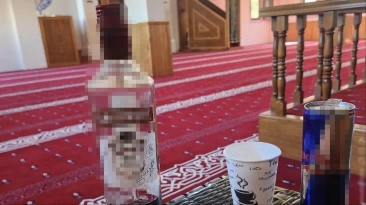 Camide alkol alan şahıstan skandal sözler: Allah ile dertleştim biraz