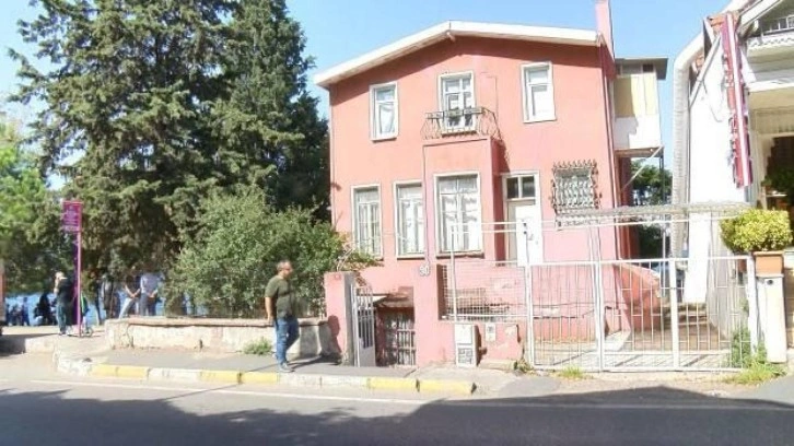 Çengelköy'de davalık olan yalı boşaltıldı