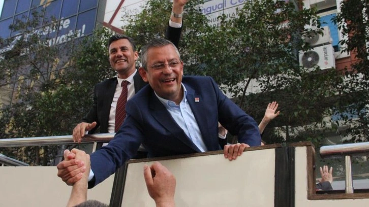 CHP Genel Başkanı Özgür Özel seçim çalışmalarını Manisa’da sonlandırdı