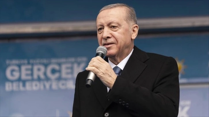 Cumhurbaşkanı Erdoğan, Ramazan Bayramı tatilinin 9 güne çıkarıldığını duyurdu