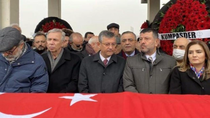 Cuntacı Vural Avar’ı 'aklama' yarışı: Darbecinin cenazesini CHP'liler kaldırdı