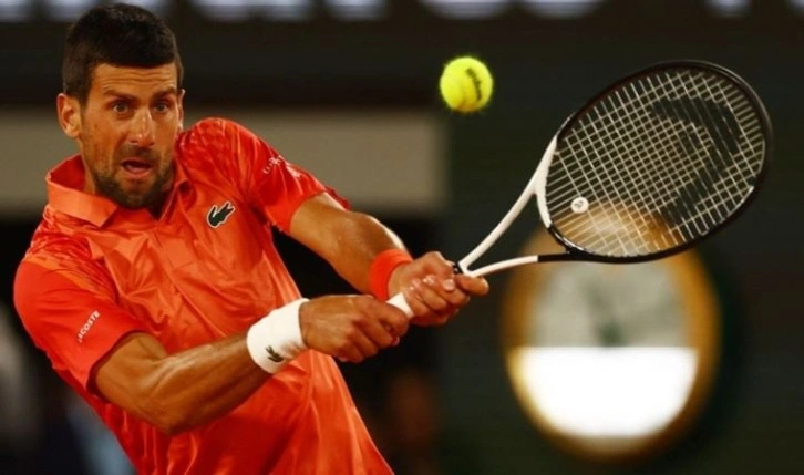 Djokovic, Fransa Açık Tenis Turnuvası'nda kameraya 'Kosova Sırbistan'ın kalbidir'