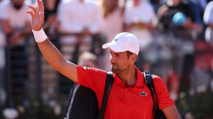 Dünya 1 numarası Djokovic'ten Roma Açık'a erken veda