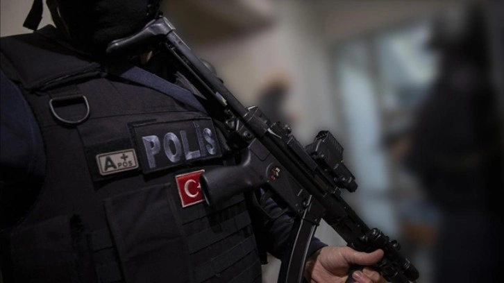 Edirne'de 33 terör örgütü üyesi yakalandı