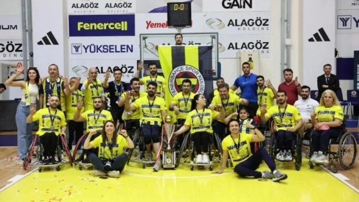 Fenerbahçe Göksel Çelik, üst üste üçüncü kez şampiyon