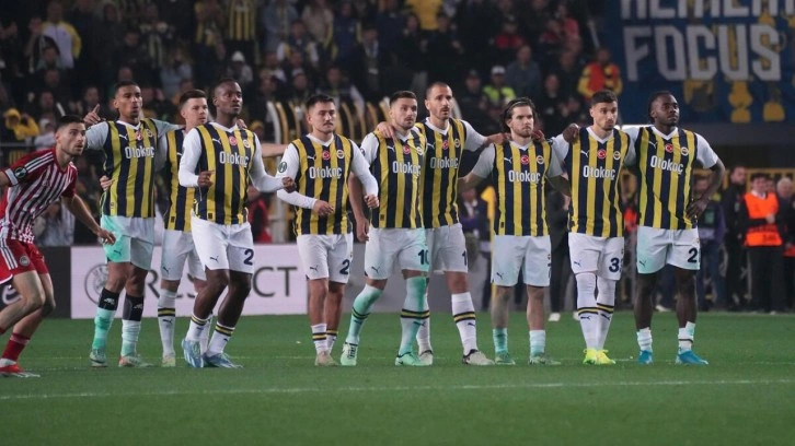 Fenerbahçe'nin yıldızı Galatasaray'a önerildi!