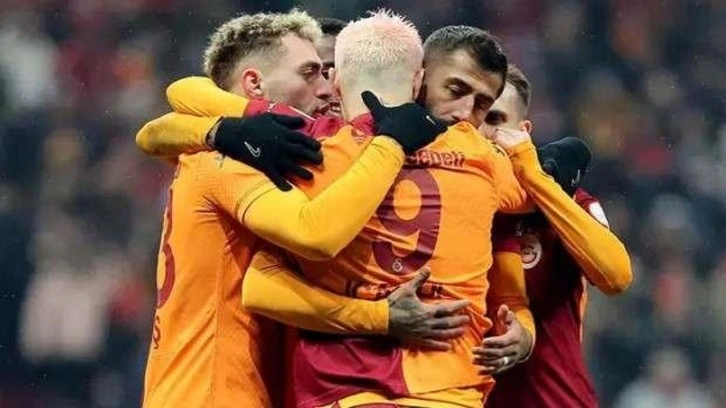 Galatasaray nisan ayında sadece 5 maça çıkacak!
