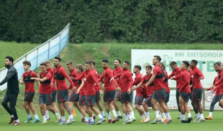 Galatasaray'da transfer çalışmaları sürüyor