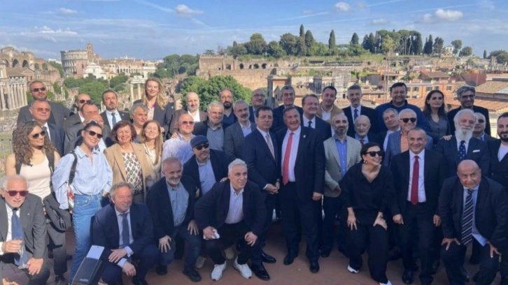 İmamoğlu'ndan 45 gazeteci ile Roma gezisi! Kimlerin katıldığı ve maliyeti ortaya çıktı