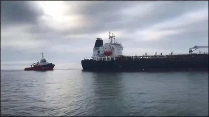 İstanbul'da alarm! 40 bin ton petrol yüklü tanker faciaya neden oluyordu