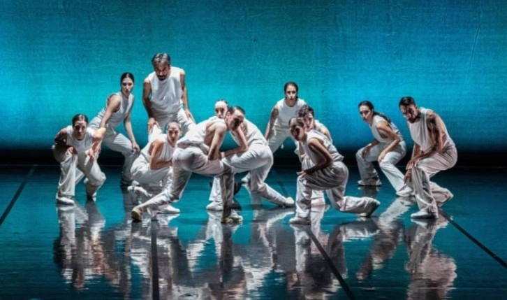 İstanbul Devlet Opera Balesi'nin 'Yeni Hayat' gösterisi karanlığa karşı 'umut�