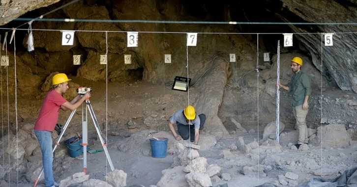 Kahramanmaraş'ta tarihin derinliklerine yolculuk: 12 bin yıllık mezar keşfedildi!