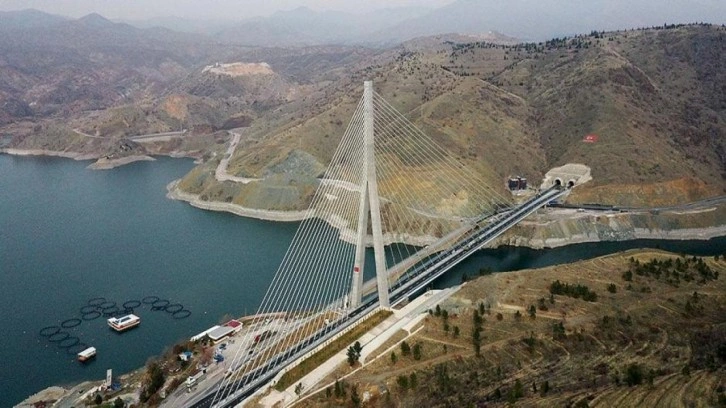 Karaismailoğlu'ndan 'Kömürhan Köprüsü paylaşımı
