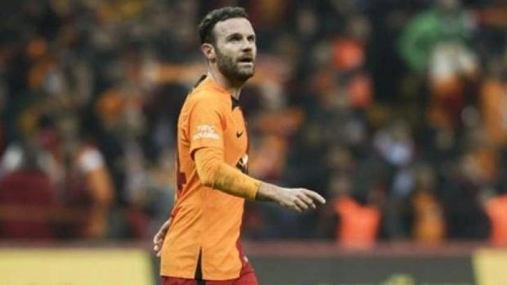 Kariyerinde 'ilki' Galatasaray'da yaşamıştı! Emeklik açıklaması