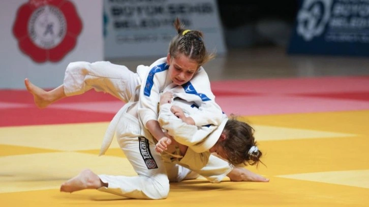 Kocaeli'de düzenlenen 3. Uluslararası Judo Şampiyonası sona erdi
