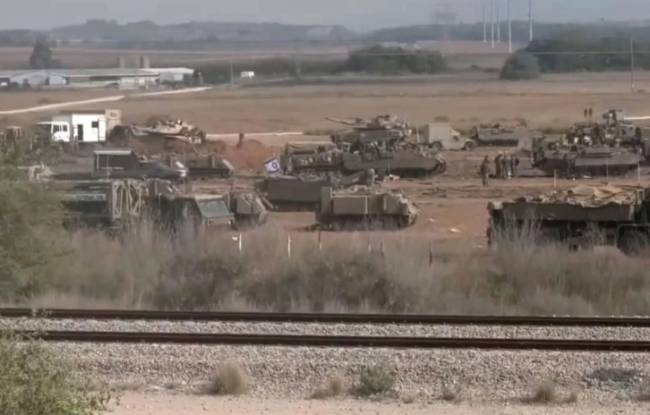Korkulan oluyor! İsrail'den sınırdaki askerlere "Hazır olun" mesajı gönderdi