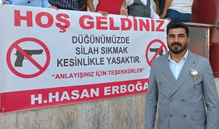 Mardin'de, aşiret düğününde pankart açtılar: 'Düğünümüzde silah sıkmak kesinlikle yasaktır