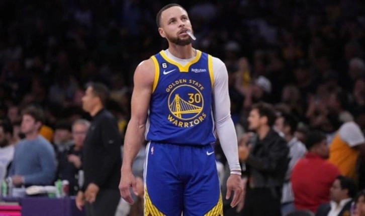 NBA'de Stephen Curry'nin 'triple double'ı Golden State Warriors'a yetmedi