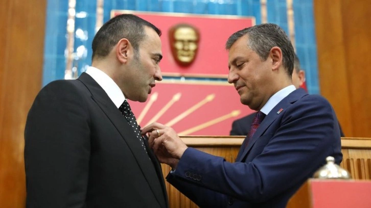 Partisinden istifa etmişti! Aykut Kaya CHP'ye katıldı
