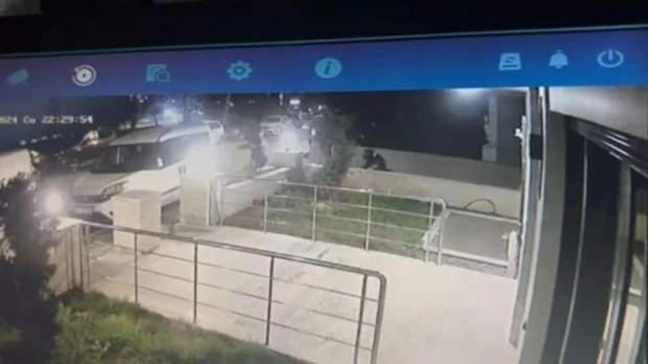 Pendik'te polislere ateş açan silahlı saldırganlardan 1'i yakalandı