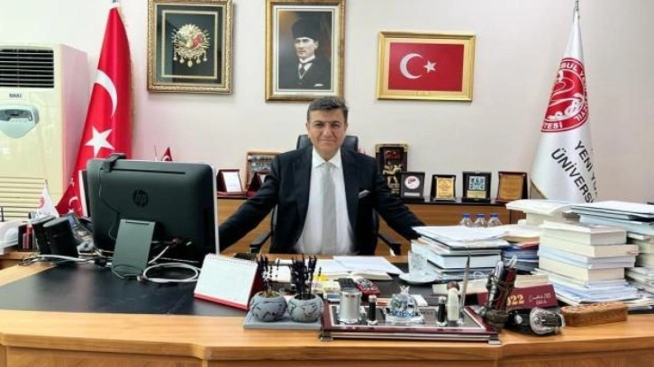 Prof. Dr. Hacısalihoğlu 