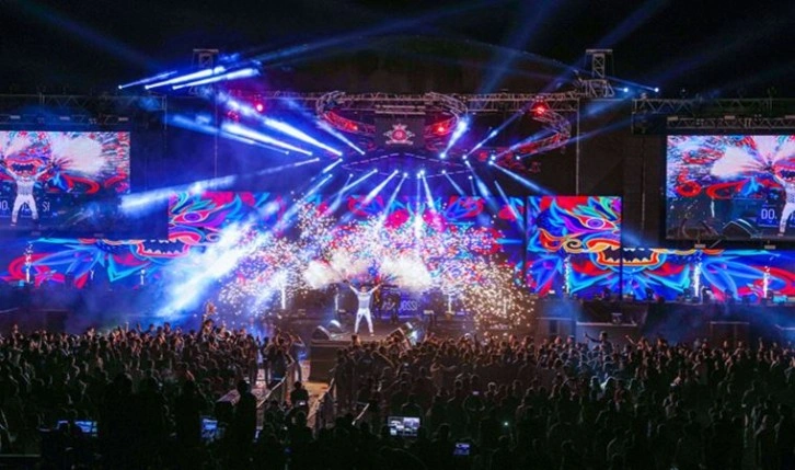 Şırnak Cizre'deki müzik festivaline yoğun ilgi