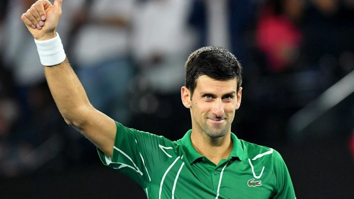 Son şampiyon Djokovic, Avustralya Açık'a galibiyetle başladı
