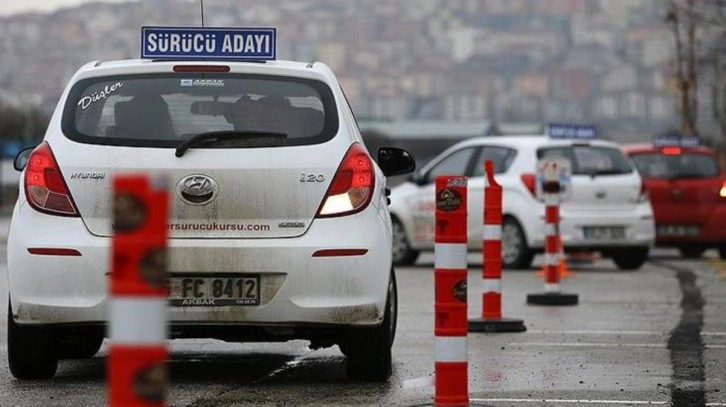 Sürücü adaylarına kötü haber! Kurs ücretlerine yüzde 70'e yakın zam geliyor