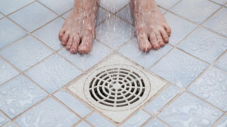 Tıkanmış duş gideri nasıl temizlenir?