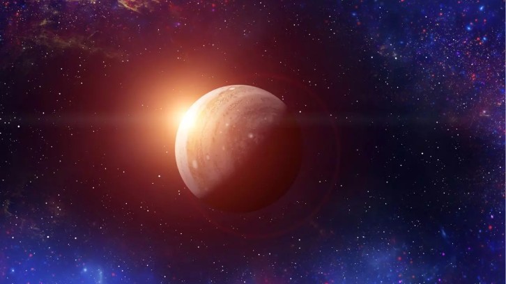 Uzay bilimciler, yeni bir gezegen keşfetti: Yapısı oldukça farklı!
