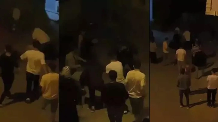 Yumruklar havada uçuştu! Bursa'da komşuların sokak ortasındaki kavga kameraya böyle yansıdı