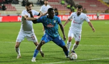 10 kişi kalan Çaykur Rizespor, Boluspor'u 2 golle geçti
