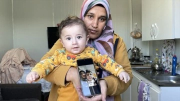 10 yıl tedavi gördü bebek sahibi oldu depremde oğlunu kaybetti