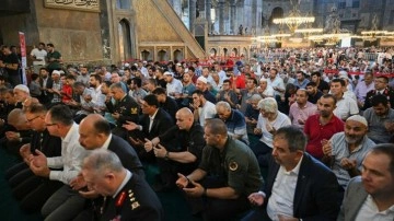 15 Temmuz şehitleri Ayasofya'da dualarla anıldı