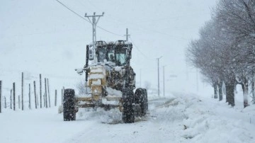 3 ilde kar nedeniyle 104 yerleşim yerinin yolu ulaşıma kapandı!