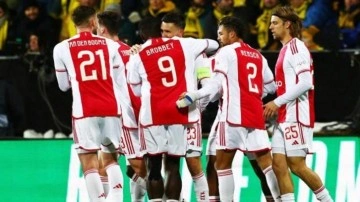 7 gollü maçta Ajax son 16 turuna yükseldi
