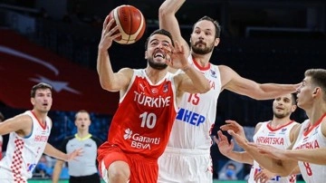 A Milli basketbol Eurobasket 2025 aday kadrosu açıklandı Fenerbahçe Beko'dan sürpriz isim