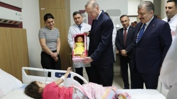 Açılışını yapmıştı! Erdoğan'dan hastanede tedavi gören çocuklara ziyaret