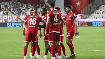Adana Demirspor'a Antalya'da şok mağlubiyet