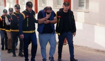 Adana'da 'fuhuş şebekesi' operasyonu... Şifreleri deşifre oldu: 'Karpuz tarlasın