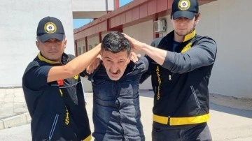 Adana'da ölmüş akrabasının fotoğrafına küfreden şahsı öldürdü