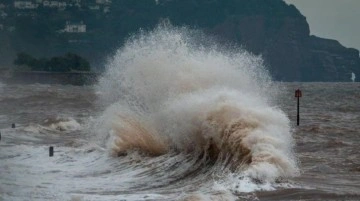 AFAD, tsunami tartışmalarına noktayı koydu: Herhangi bir tehlike bulunmamaktadır