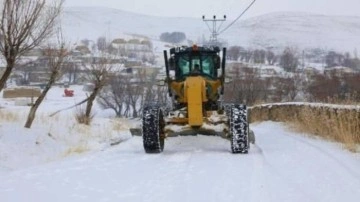 Ağrı'da 86 köy yolu kardan kapalı